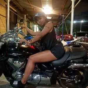 Meet your Posher, Paris